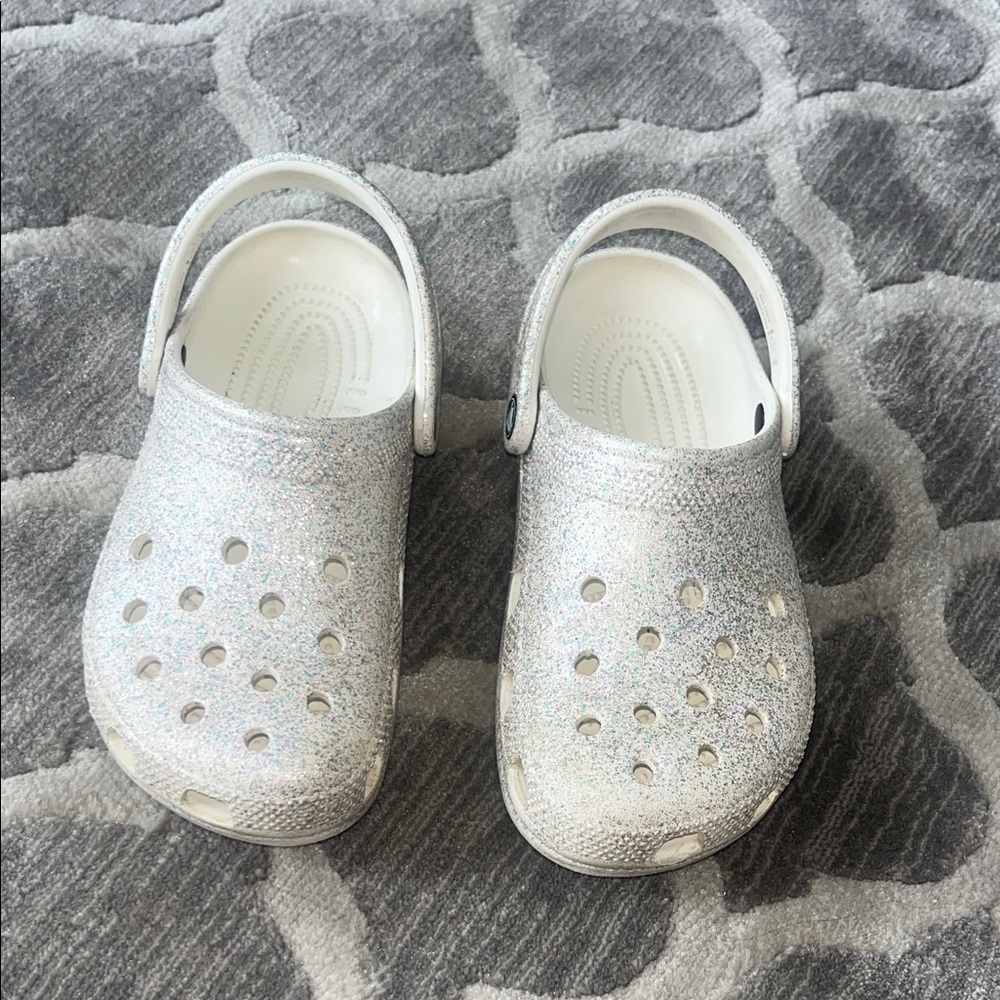 CROCS Kids Glitter Clogs - Silver